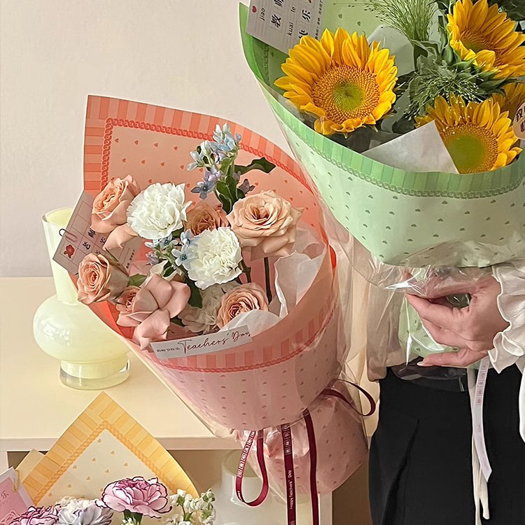 MYHC-65 Princess Dress Maliwanag na Kulay ng Plastic Flower Packaging Film