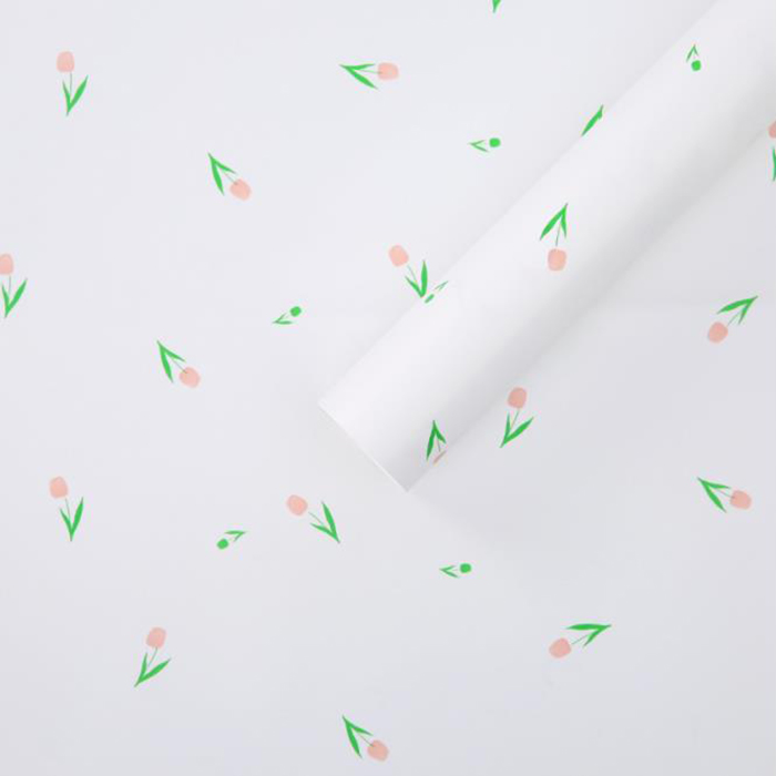 Bouquet makapal na pambalot na papel na may mga masining na salita