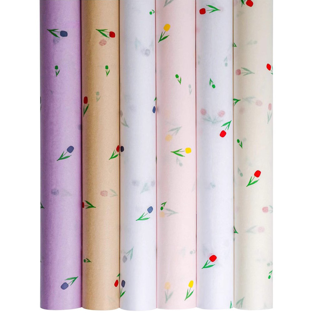 Bouquet makapal na pambalot na papel na may mga masining na salita