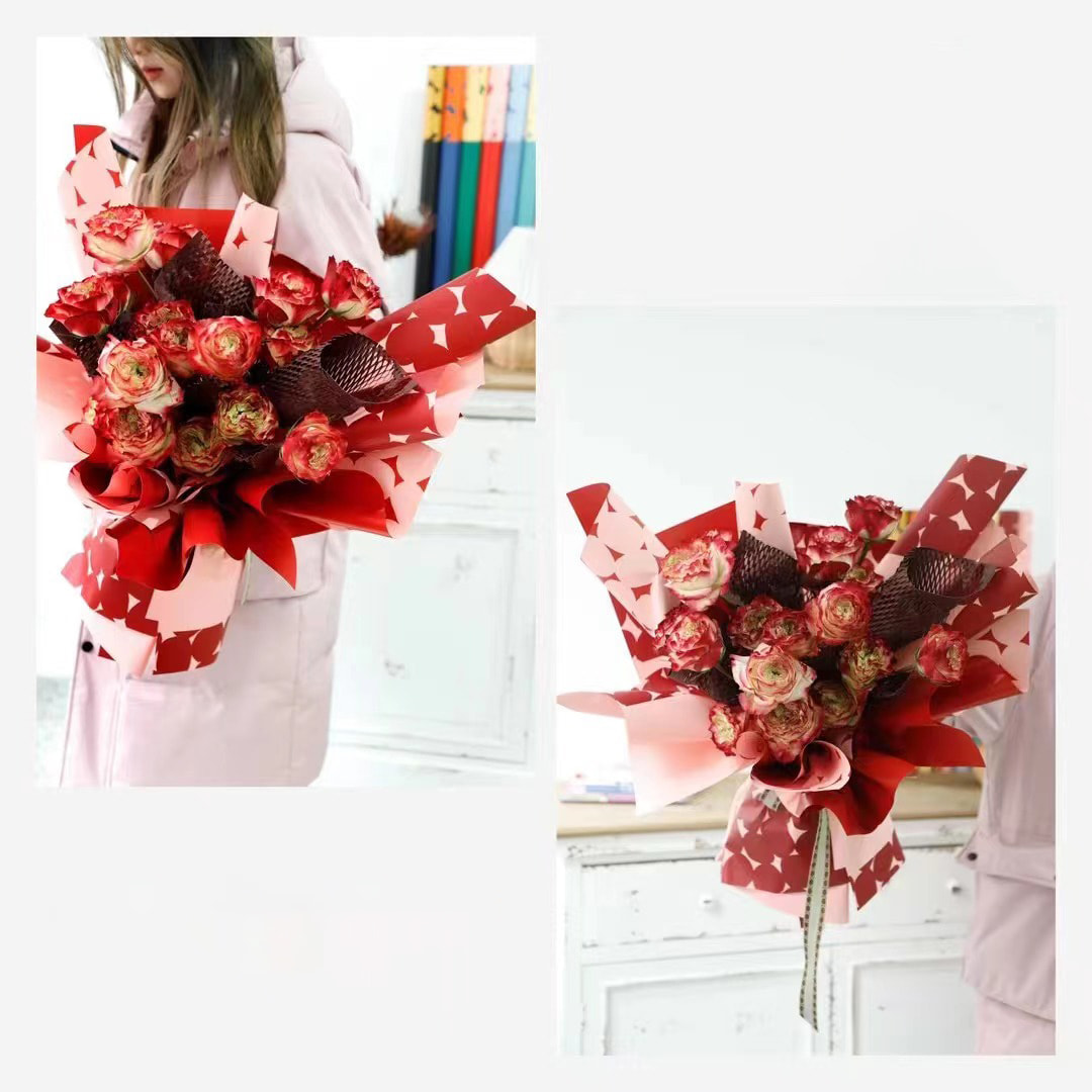 Dalawang kulay na polka dot flower wrapping paper