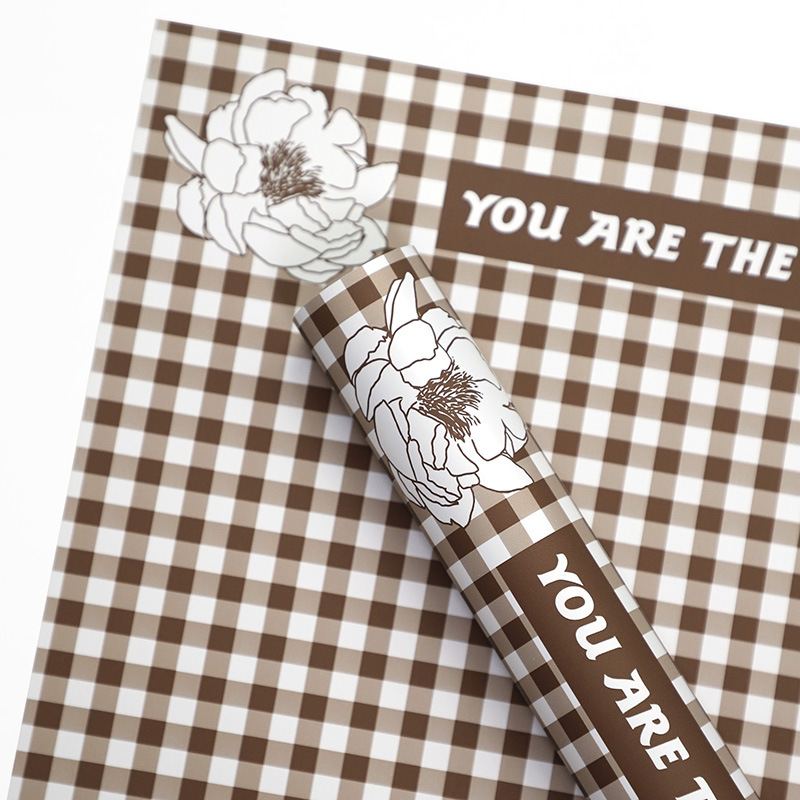 Plaid pattern feather flower wrapping paper