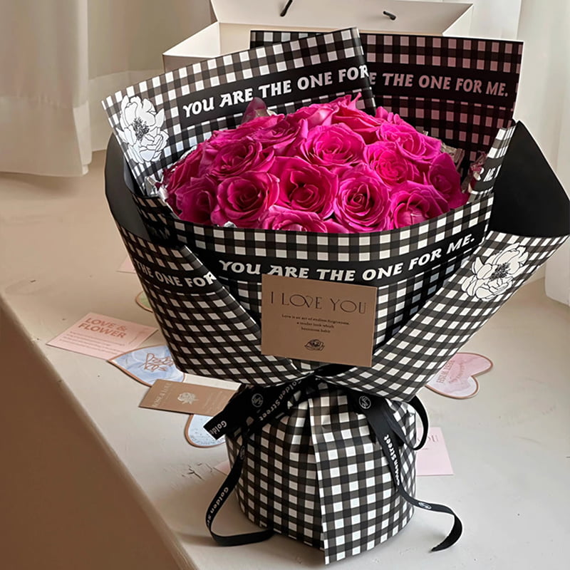 Plaid pattern feather flower wrapping paper