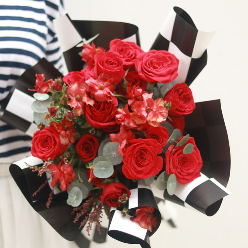 Dalawang kulay na checkered bouquet wrapping paper