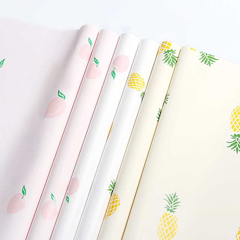 Simple fruit pattern bouquet wrapping paper