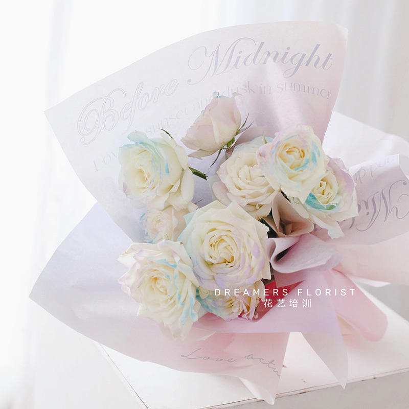 Gradient Print Bouquet Wrapping Paper