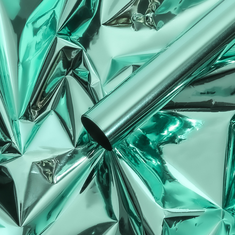 Solid-Color Mirrored Bouquet Wrapping Paper