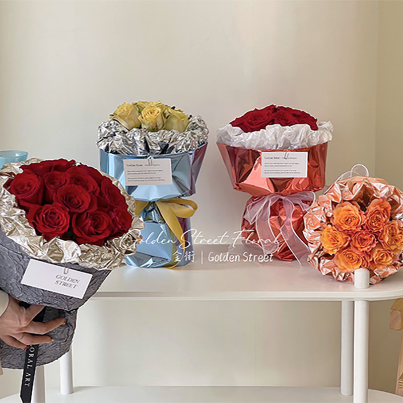 Solid-Color Mirrored Bouquet Wrapping Paper